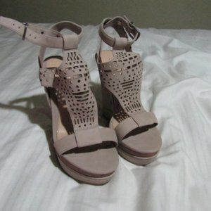 Gianni Bini wedges